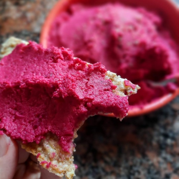 Hummus De Garbanzos y Remolacha